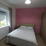 Eljos House